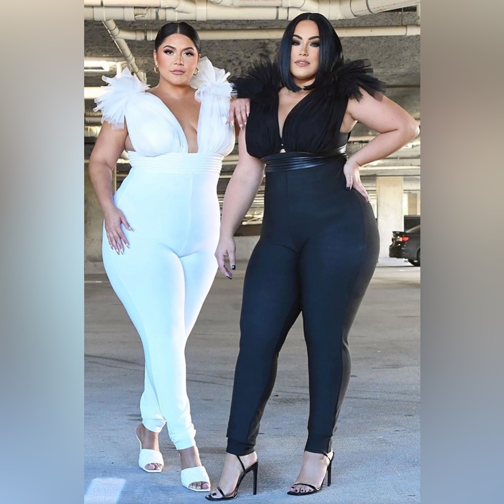 NWT Fashion Nova Editorial Bandage Jumpsuit - White. Size 2X